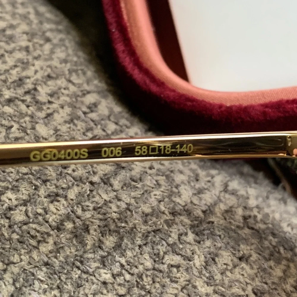 Authentic GUCCI 58 butterfly Gold Blue Crystals/metal sunglasses - Picture 4 of 12